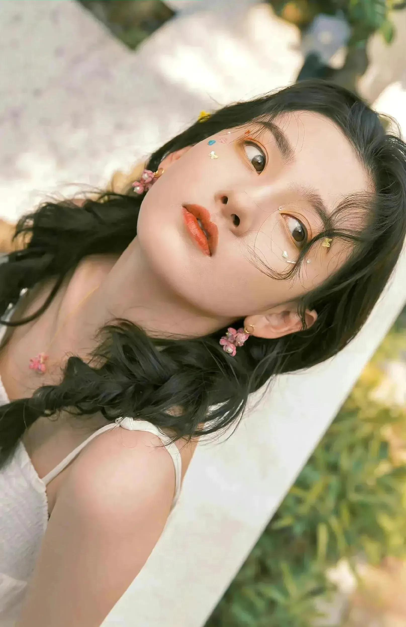 精美图集｜甜美艺人宋祖儿