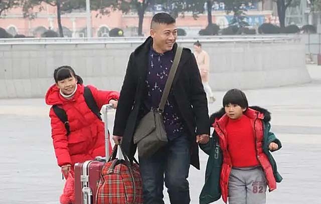 武汉三口之家：父女三人无血缘，父亲不是亲生的，妹妹不是亲妹妹