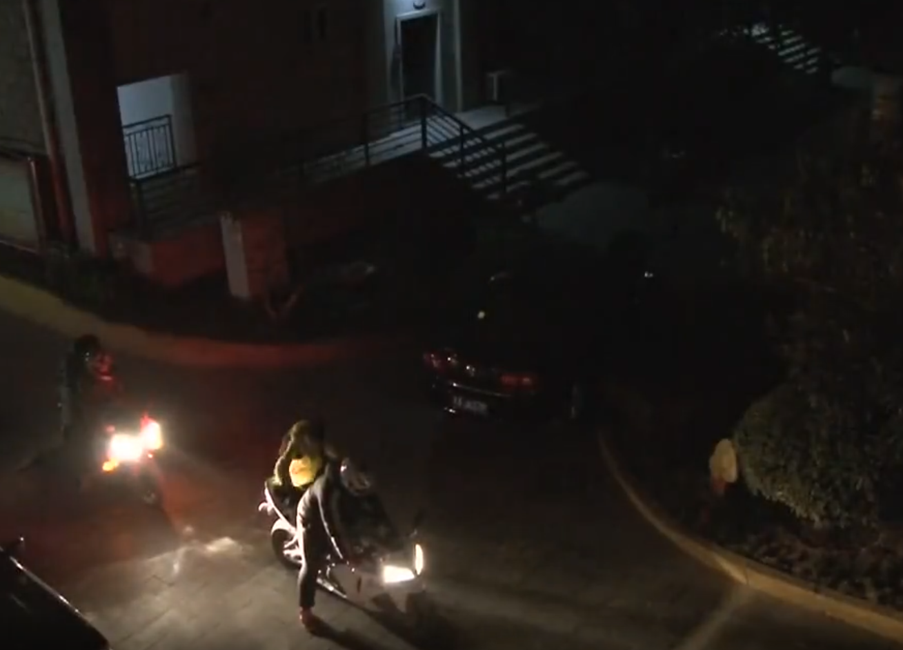 河南16岁富二代：从不吃青菜，有钱才看书，喜欢追着生活老师打