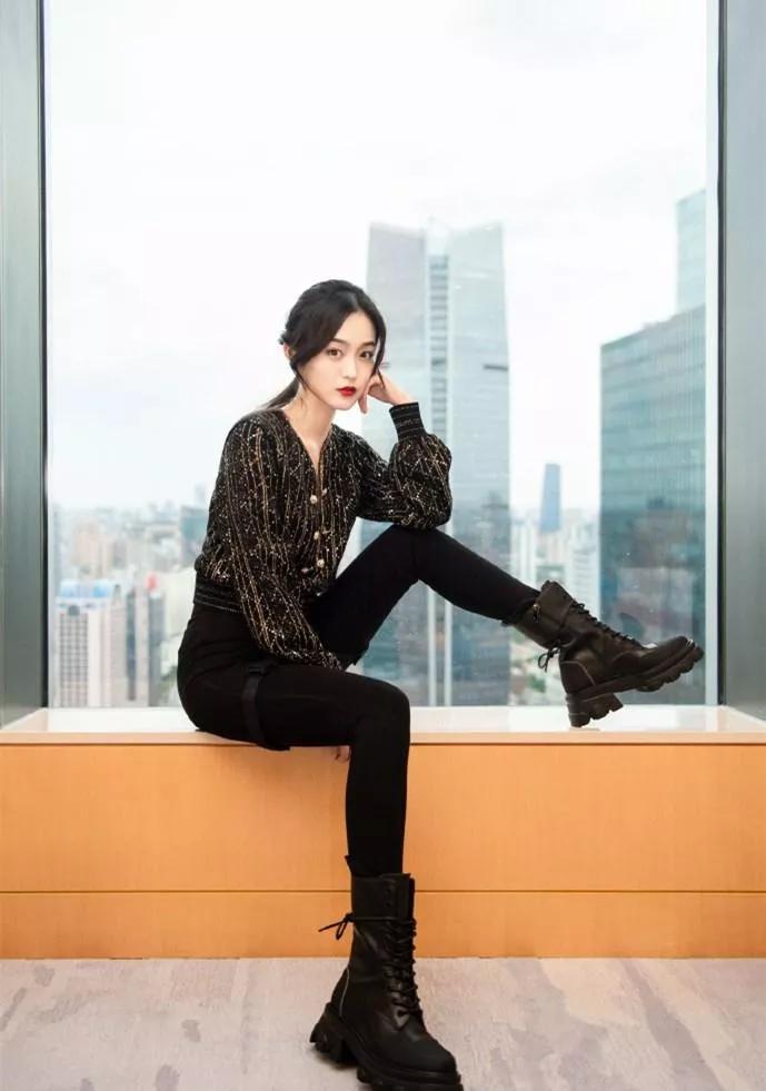 百家姓女神系列之何泓姗