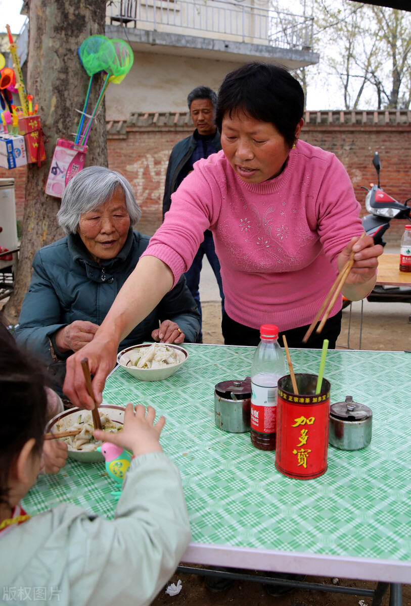 起早贪黑为了什么？句句阅读