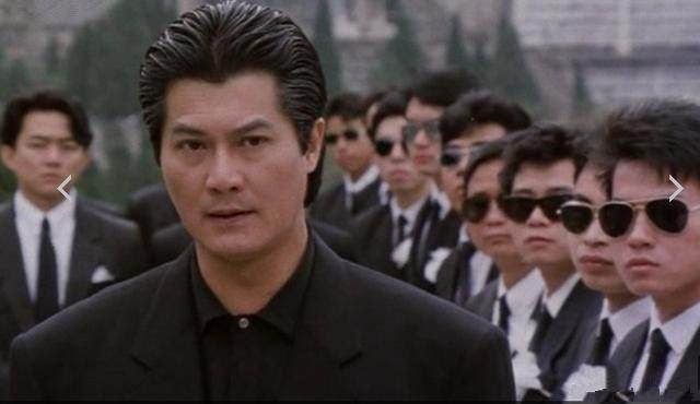 怒斥郑少秋，叫嚣向华强，一代枭雄邓光荣到底有多硬的实力？