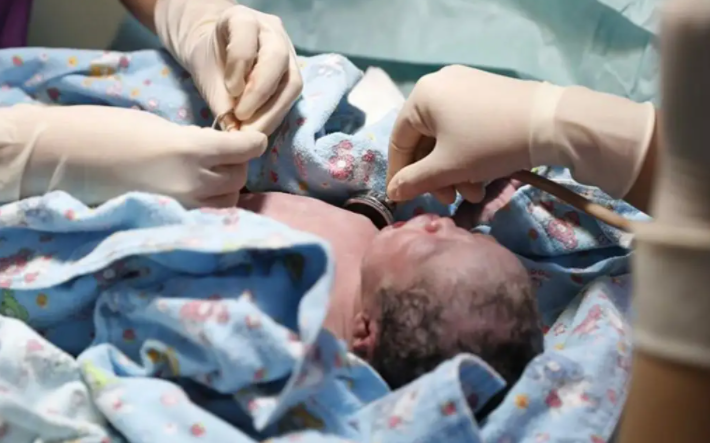 7个月婴儿体重标准(新生儿体重藏着大脑发育的秘密) - 乐宝宝贝