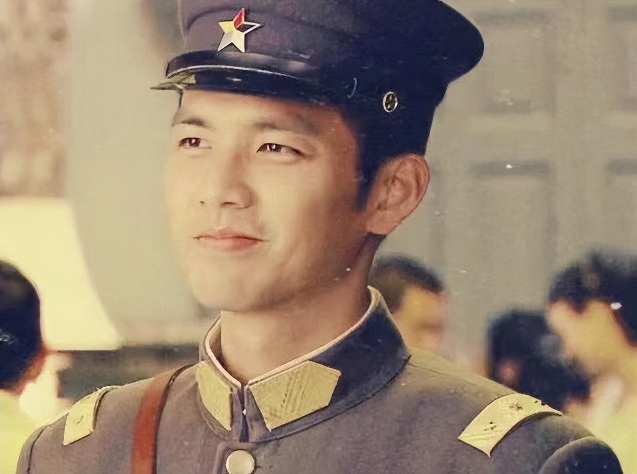 演“军阀大少”我只服这8位男星，个个剑眉星目，杀伐果断