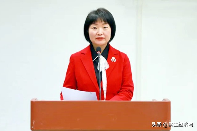 四川省家庭教育研究会换届选举产生新一届理事会 赵珂当选会长