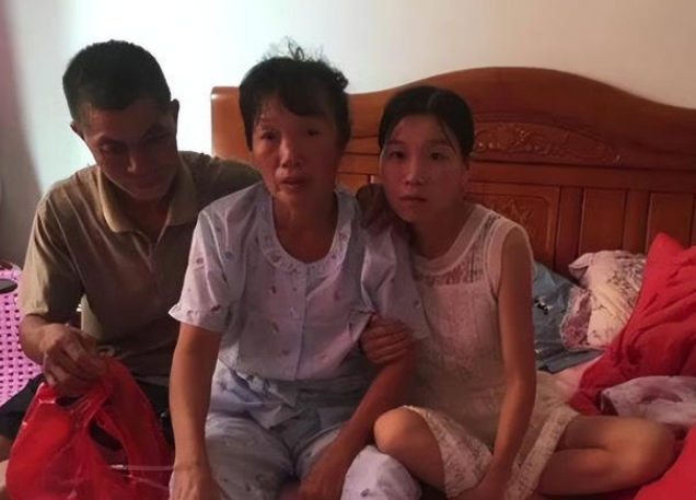 高考状元杨仁荣留下神秘短信后消失，母亲身患癌症，苦寻儿子9年