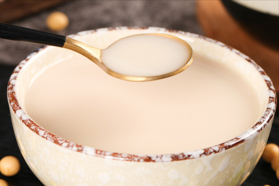 打豆浆，切忌泡水后直接打，多做1步，豆浆香浓丝滑，细腻无残渣