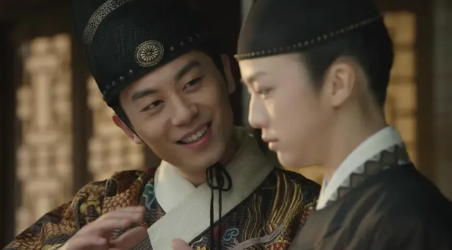 穿飞鱼服我只服这11位男星！穿上后个个化身为万人迷，霸气侧漏