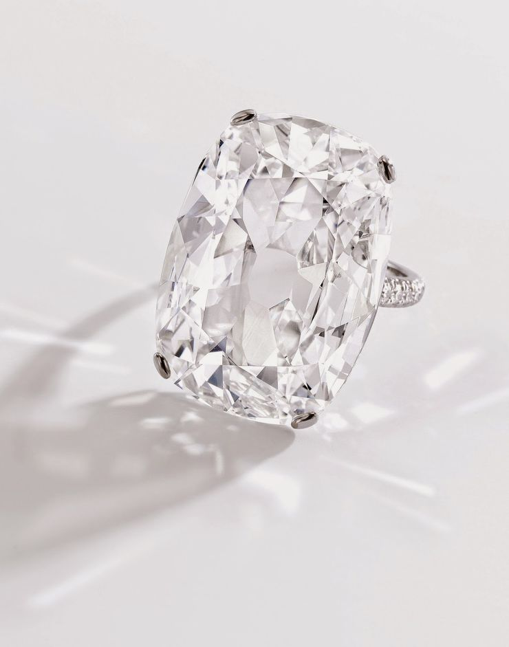 盘点全球有史以来最昂贵的15枚戒指,一枚戒指买你一栋楼可以不?