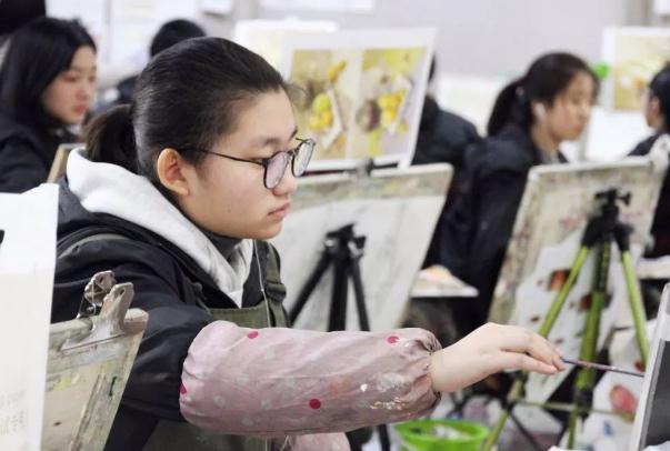 九大美院报考难度分析，央美全国难考，广美外省难考名额只有293