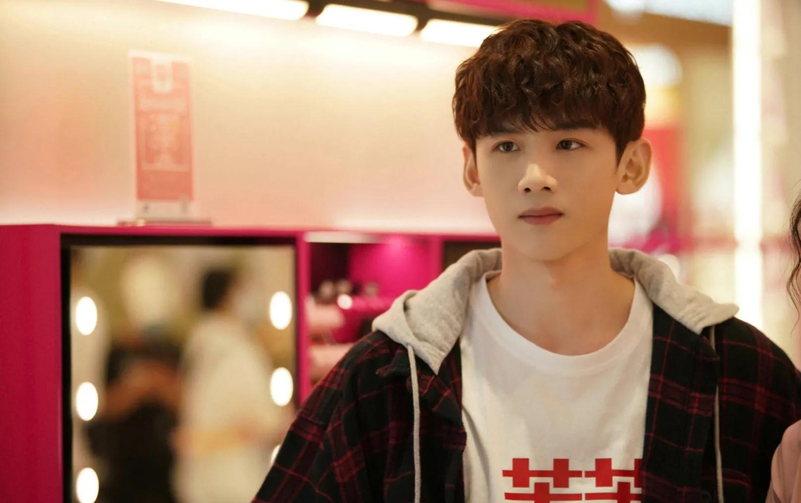 白敬亭：炙热的少年心中永怀梦想与激情