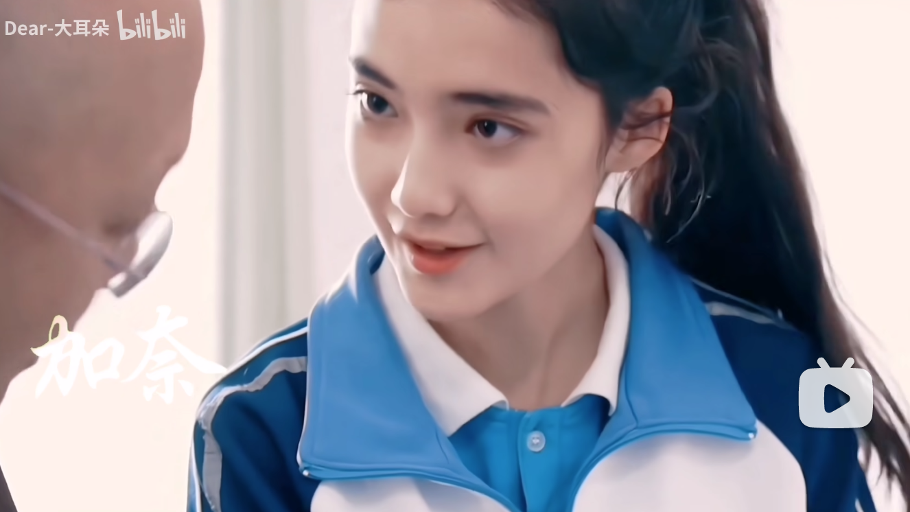 互联网美女真的太多了！杨幂身材大杀四方，赵今麦长大了这么美？