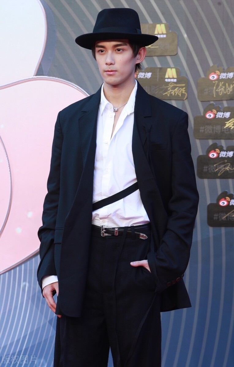 肖战吴磊、龚俊赵丽颖、关晓彤蒋依依、张若昀张嘉倪、郭德纲