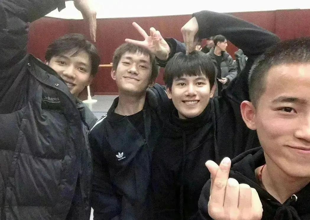 易烊千玺胡先煦考入国家话剧院，娱乐圈同为在编人员还有这些