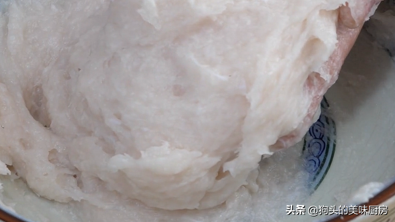 大厨分享秘制鱼丸，Q弹爽口，学会不用出去买，年夜饭就吃它了
