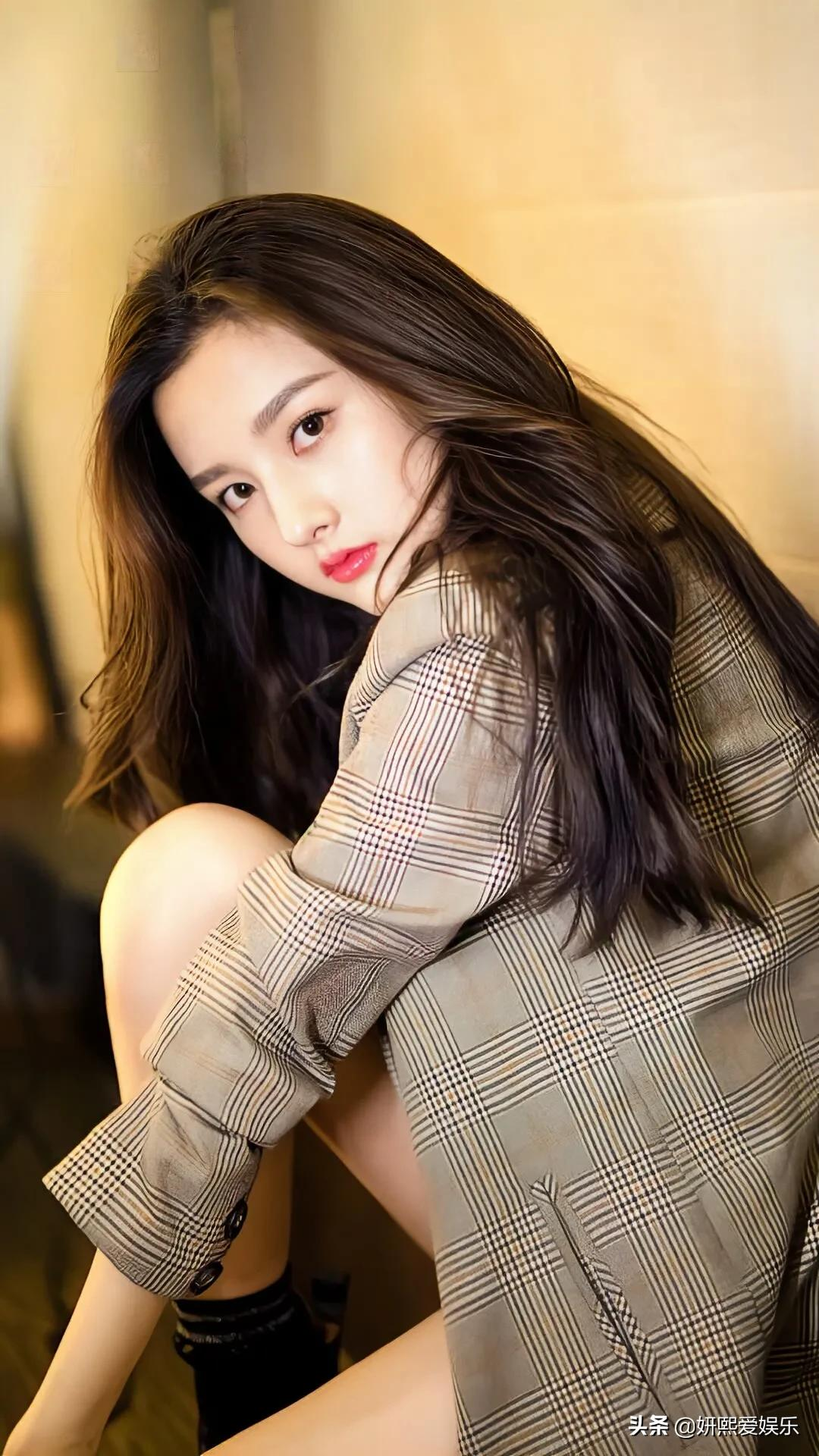 宋祖儿，清纯甜美，漂亮可爱