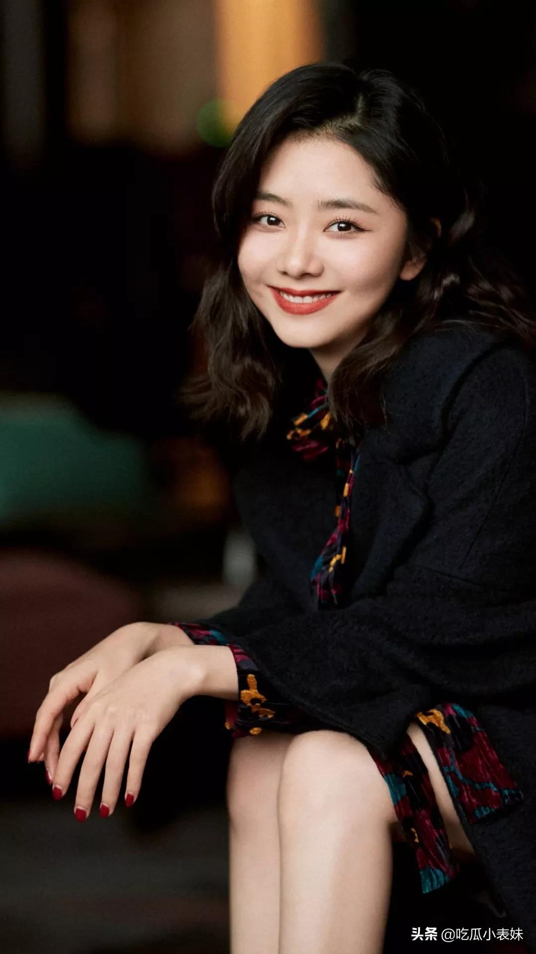 谭松韵，迷人的娃娃脸，清新灵动，甜美可爱