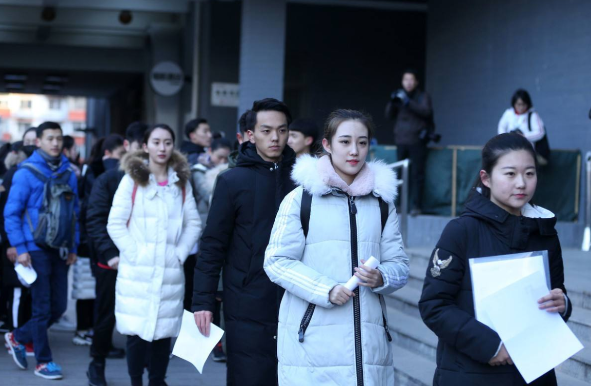 “艺考”成为高考捷径？只要成绩差就选择艺术？教育部要出手了