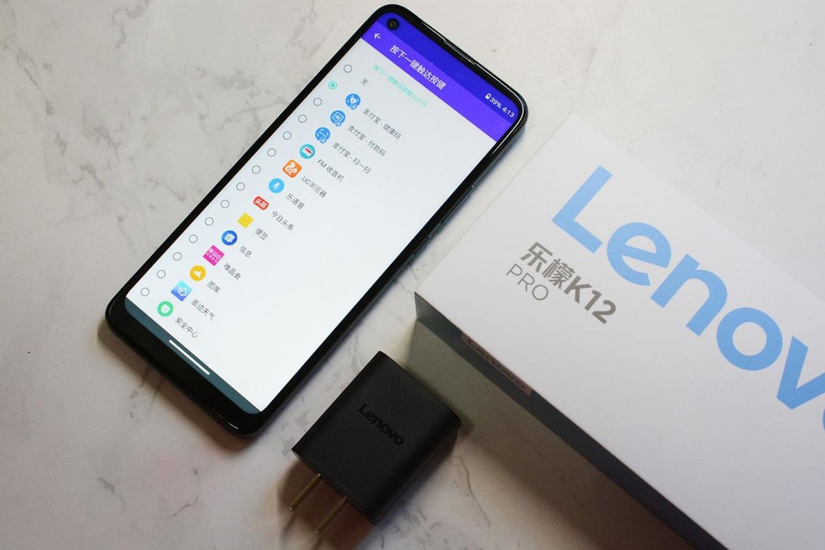 用两年就不算亏？千元4G手机盘点，这几款给老人用最合适