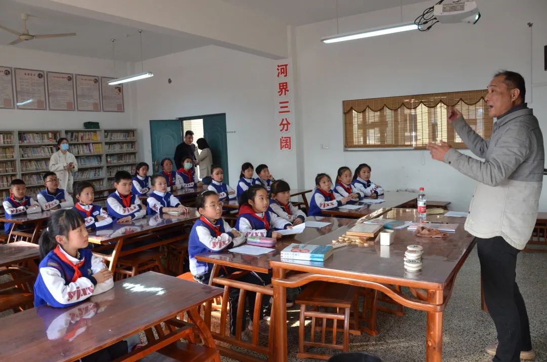臨安衣錦小學(xué)“民間高手”開課啦(圖10) 臨安衣錦小學(xué)“民間高手”開課啦(圖10)