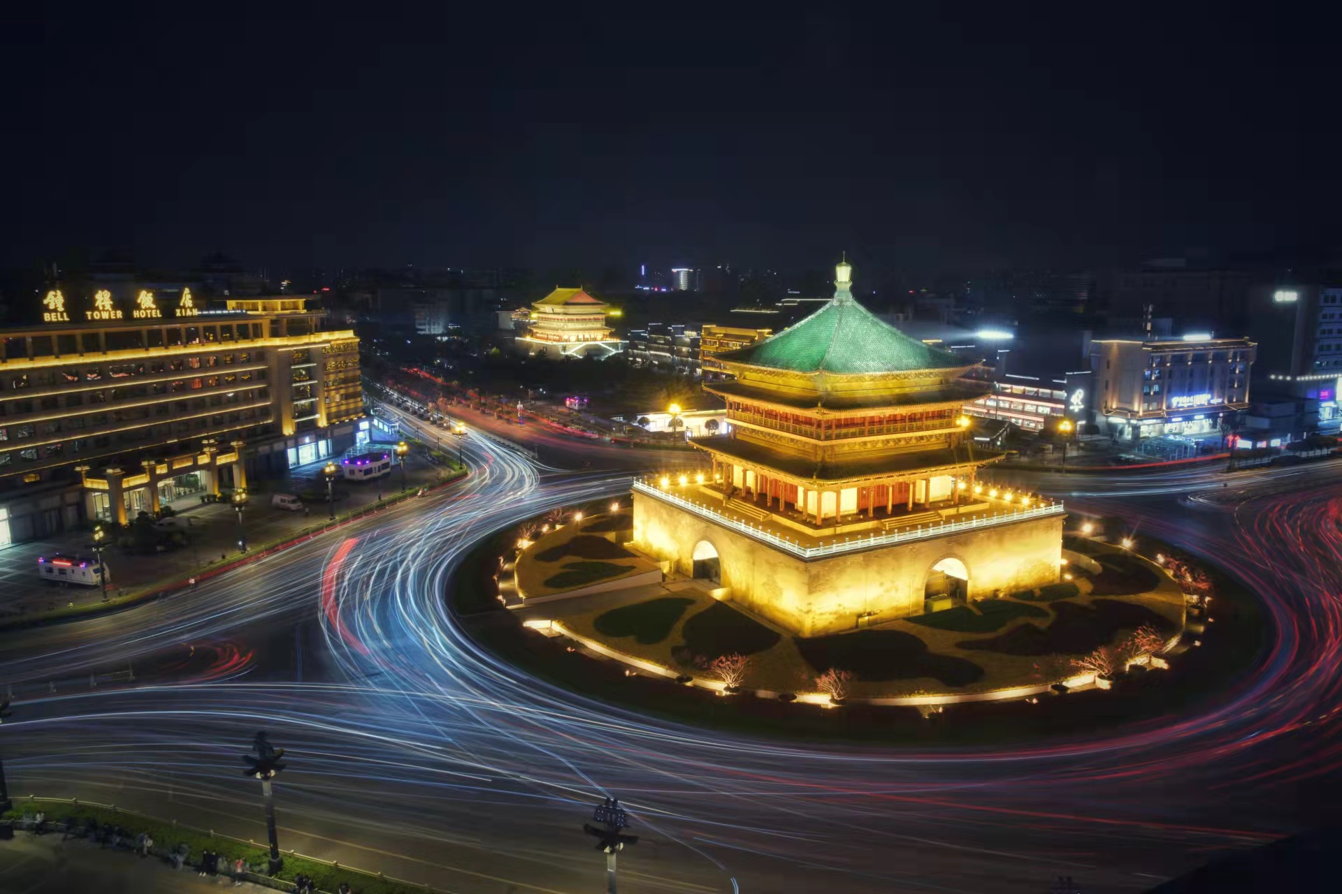 “地球一小时”：西安多个地标建筑“素颜”出镜