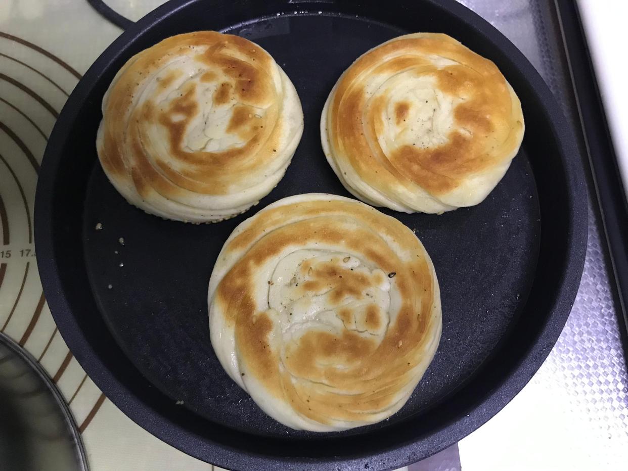 图片[16]-【椒盐千层饼】做法步骤图 层次分明 凉了也不硬-起舞食谱网