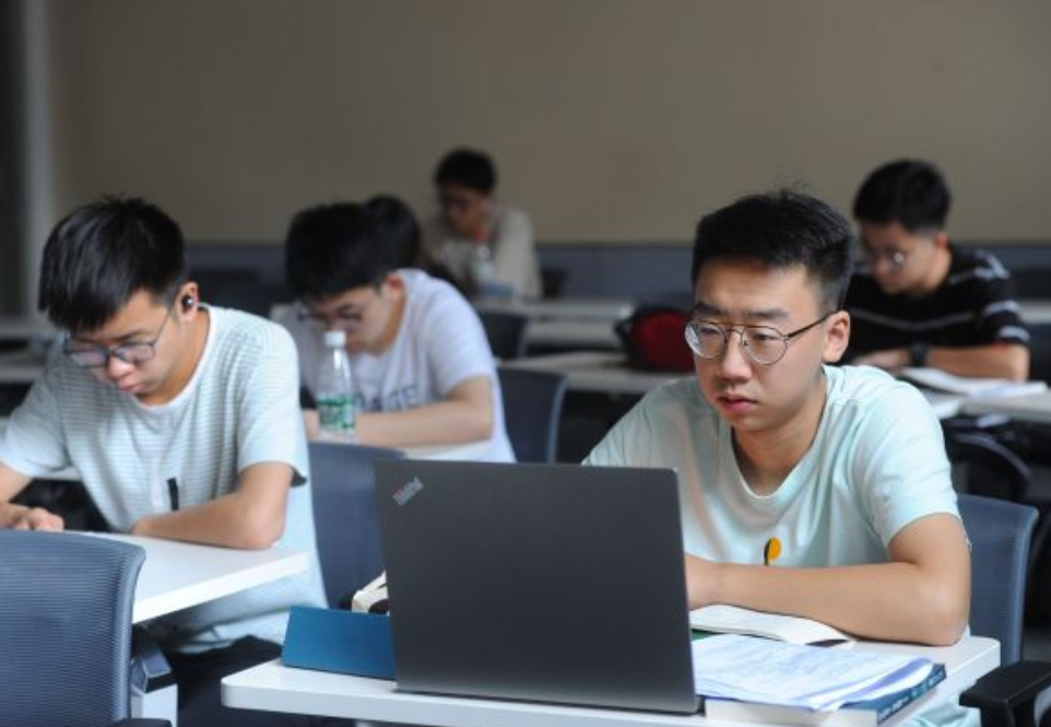 四六级成绩出炉，分数刚到425分算“及格”吗？英语老师给出答案