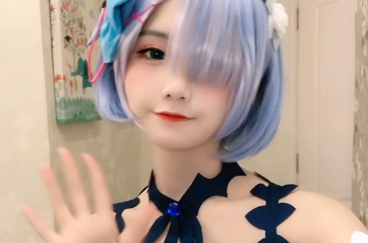 COS蕾姆 一度斩获百万粉丝“七七”到底有多美？-哪边嗨