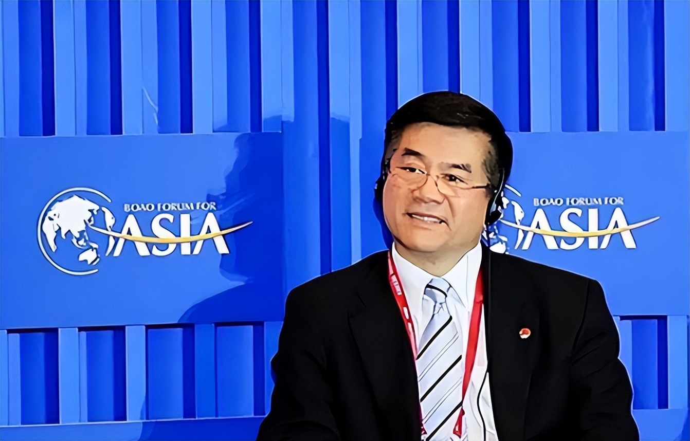 美国首位华裔州长骆家辉，根在广东台山，却对美国忠心不二