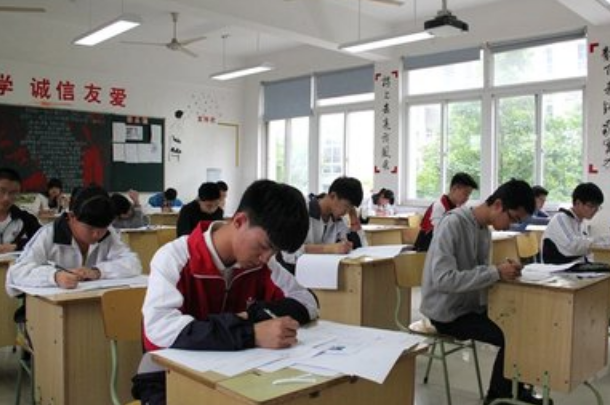 家长担心中职升学时，“职教高考”已经发出3个信号，还担心啥？