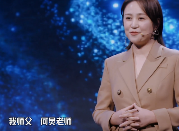 喜剧的内核是悲剧？揭秘“千场女王”马丽光鲜亮丽背后的心酸故事