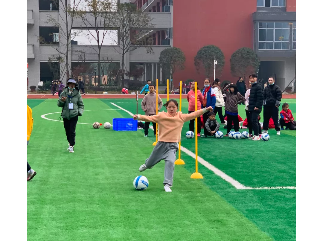 黄龙溪学校参加双流区第十六届中小学生体育集体项目运动会比赛