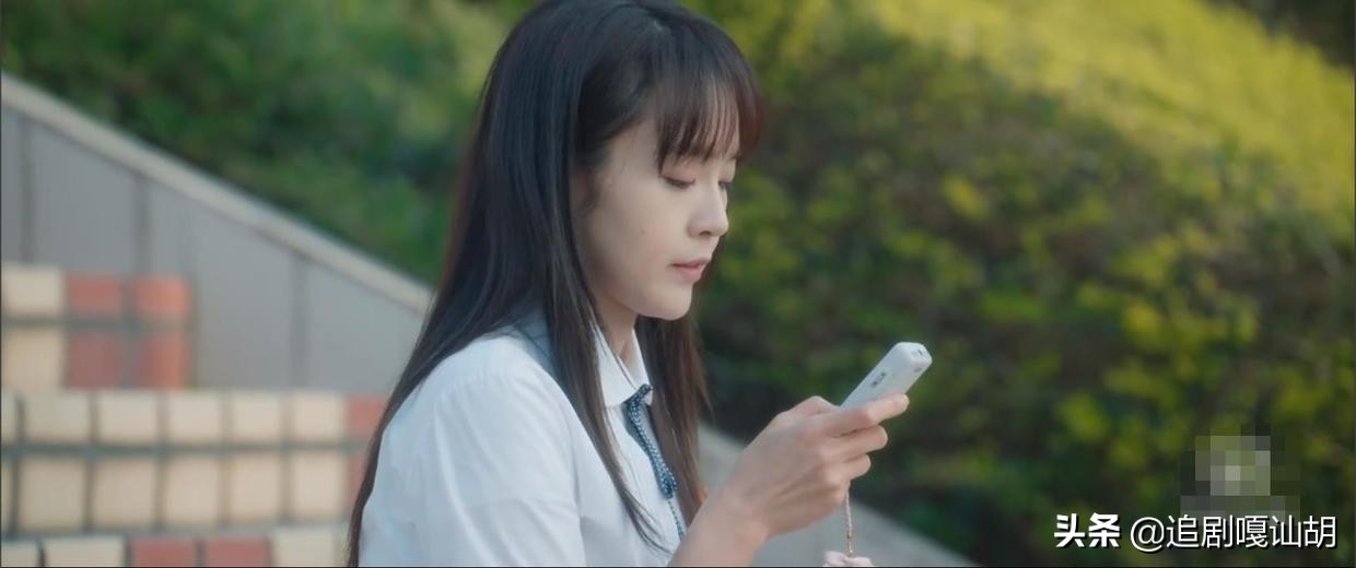 《一闪一闪亮星星》林北星开启“循环”，重回高三拯救男主张万森