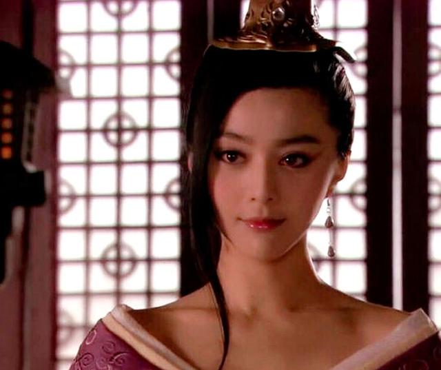 妲己扮演者是谁(9版饰演"妲己"的女演员)