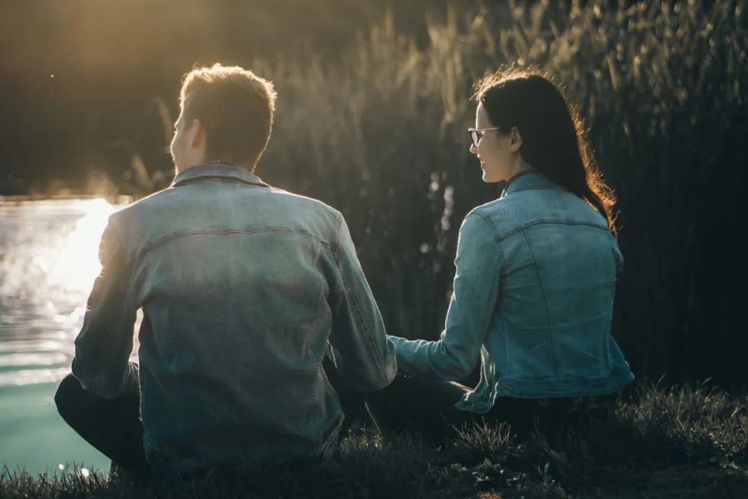 对前任念念不忘的人，大都是这3种情况，只有最后一种该复合