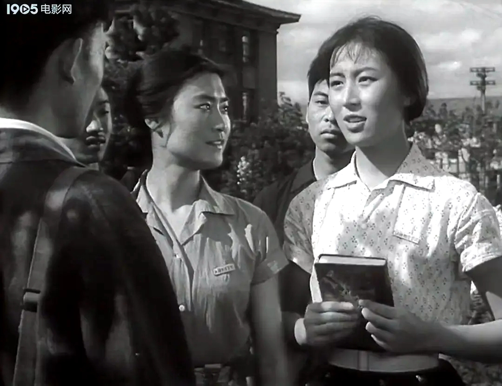 杨在葆达式常主演《年青的一代》，林岚片尾告别词，让人热血沸腾