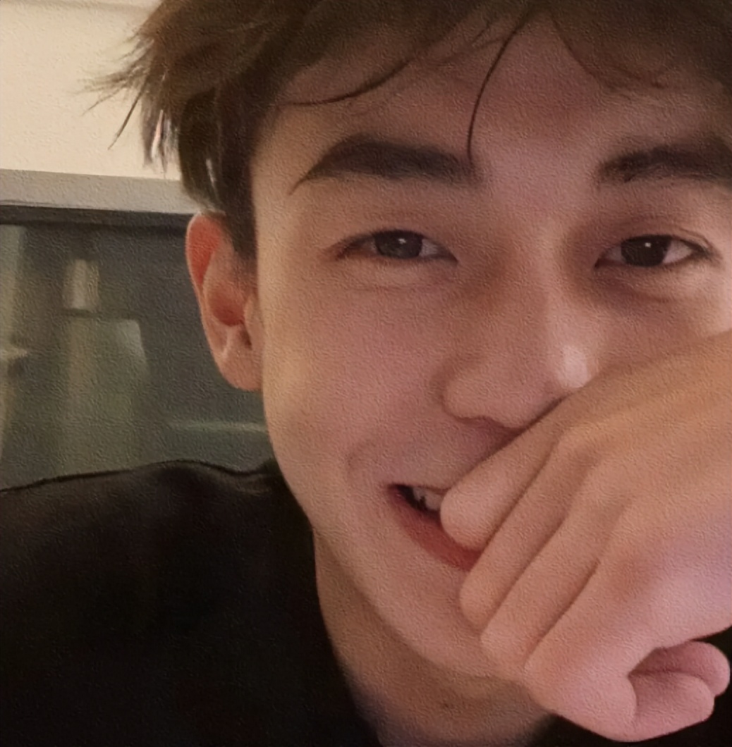 11位网红的收入，有人一分钟50万，有人年入30亿，19岁存款8位数