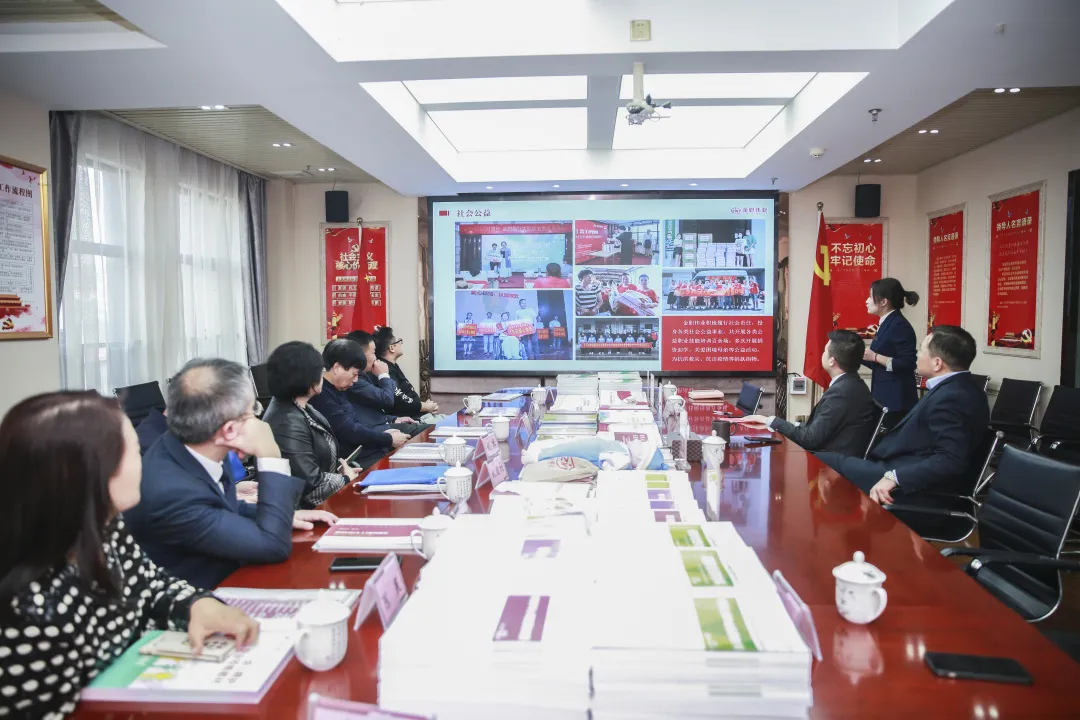 深化合作 | 湖南省医药卫生类学校专家一行莅临金职伟业交流指导