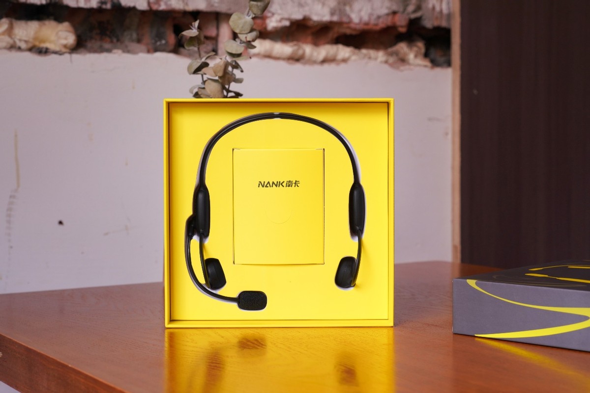 户外运动无惧雨水汗水，南卡 Runner Comm骨传导耳机评测