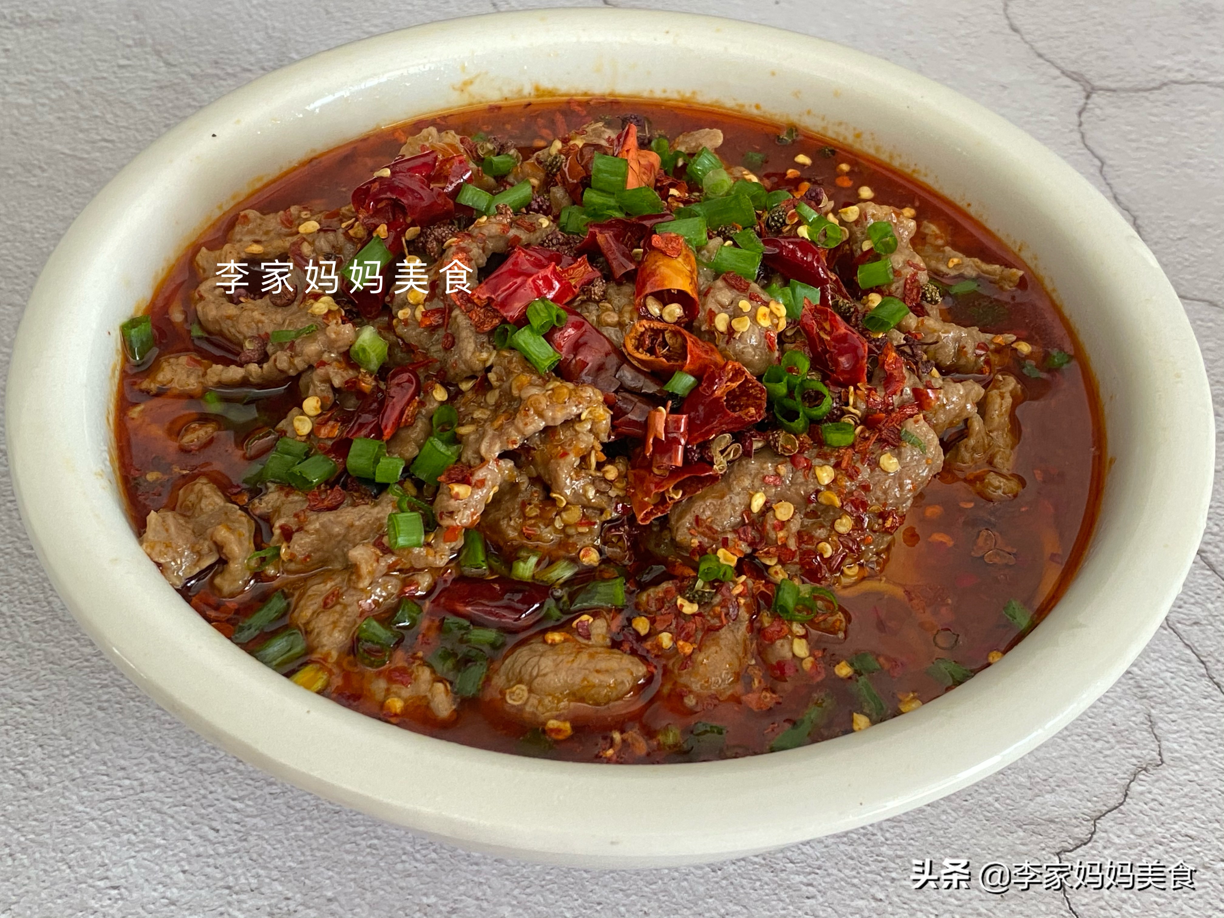 煮牛肉，别急着下锅，多做2步，肉嫩汤鲜无腥味，营养又解馋