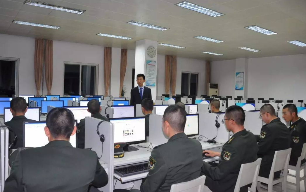 中等生也可以报考的4所军校，学生毕业后蒸蒸日上，你羡慕了吗