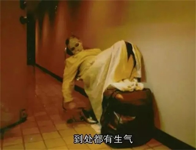 日本烟花女子74岁仍站街，街头60年一直拉客，却备受日本人尊重