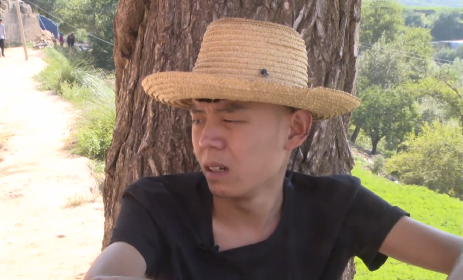 山东16岁富二代：逼姥爷下跪磕头，和母亲绝交，如今逆袭成为歌手