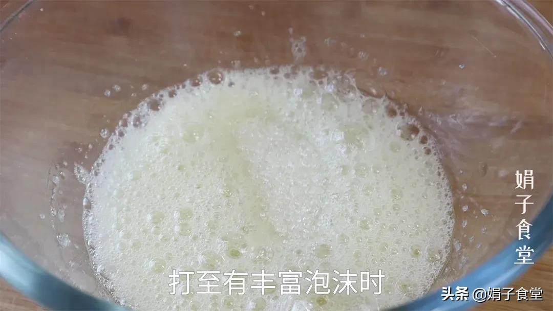 想吃蛋糕不用买,电饭煲就能做,蓬松柔软,不塌陷不回缩,超简单