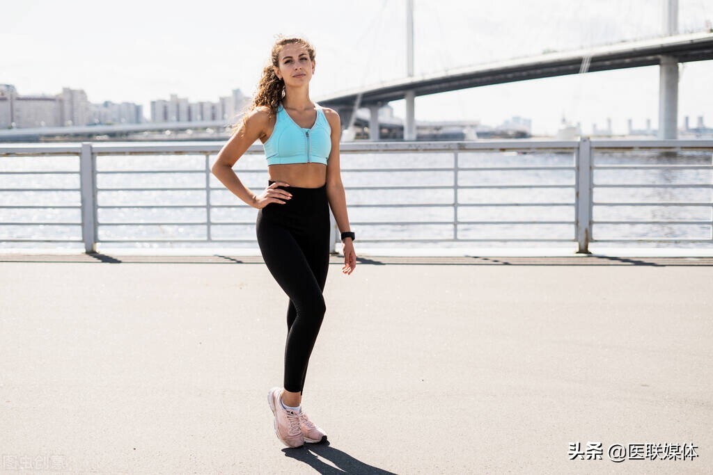 如何养出“长寿膝”？这2件事坚持下来，少去看医生