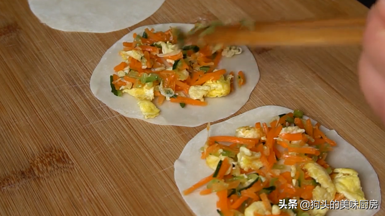 省事的菜卷，不和面不醒面，一擀一卷，营养丰富味道鲜，孩子喜欢