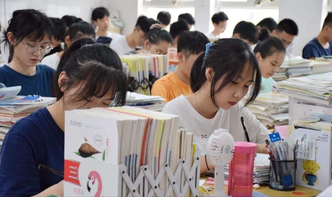 汉语将纳入俄罗斯高考，题目超硬核，难坏了“战斗民族”