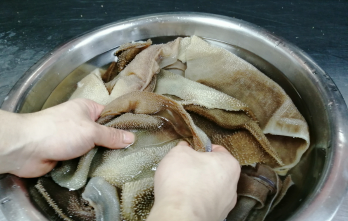 重庆一窍不通三姐妹长期贩毒，年薪60万招聘军师，他们经历了什么