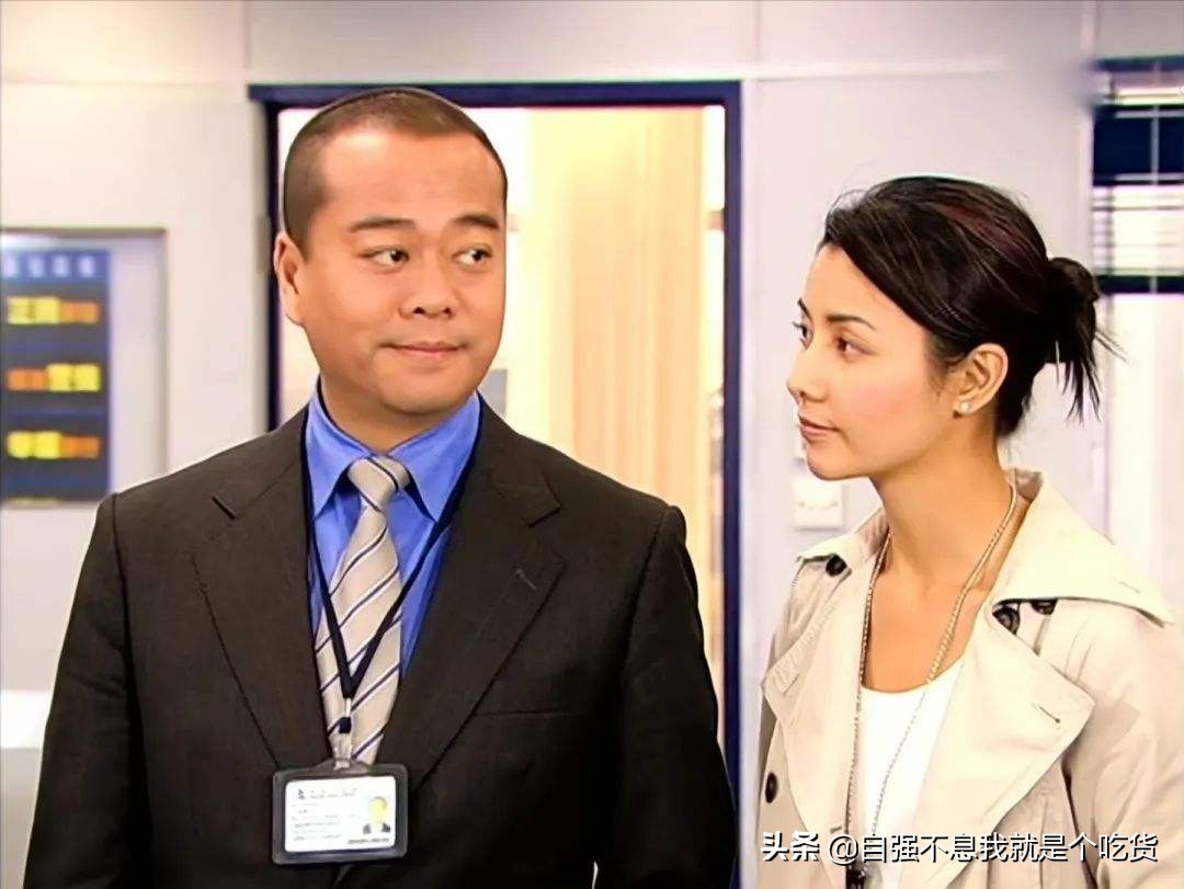 “我们的紫荆花”庆祝香港回归祖国25周年云歌会