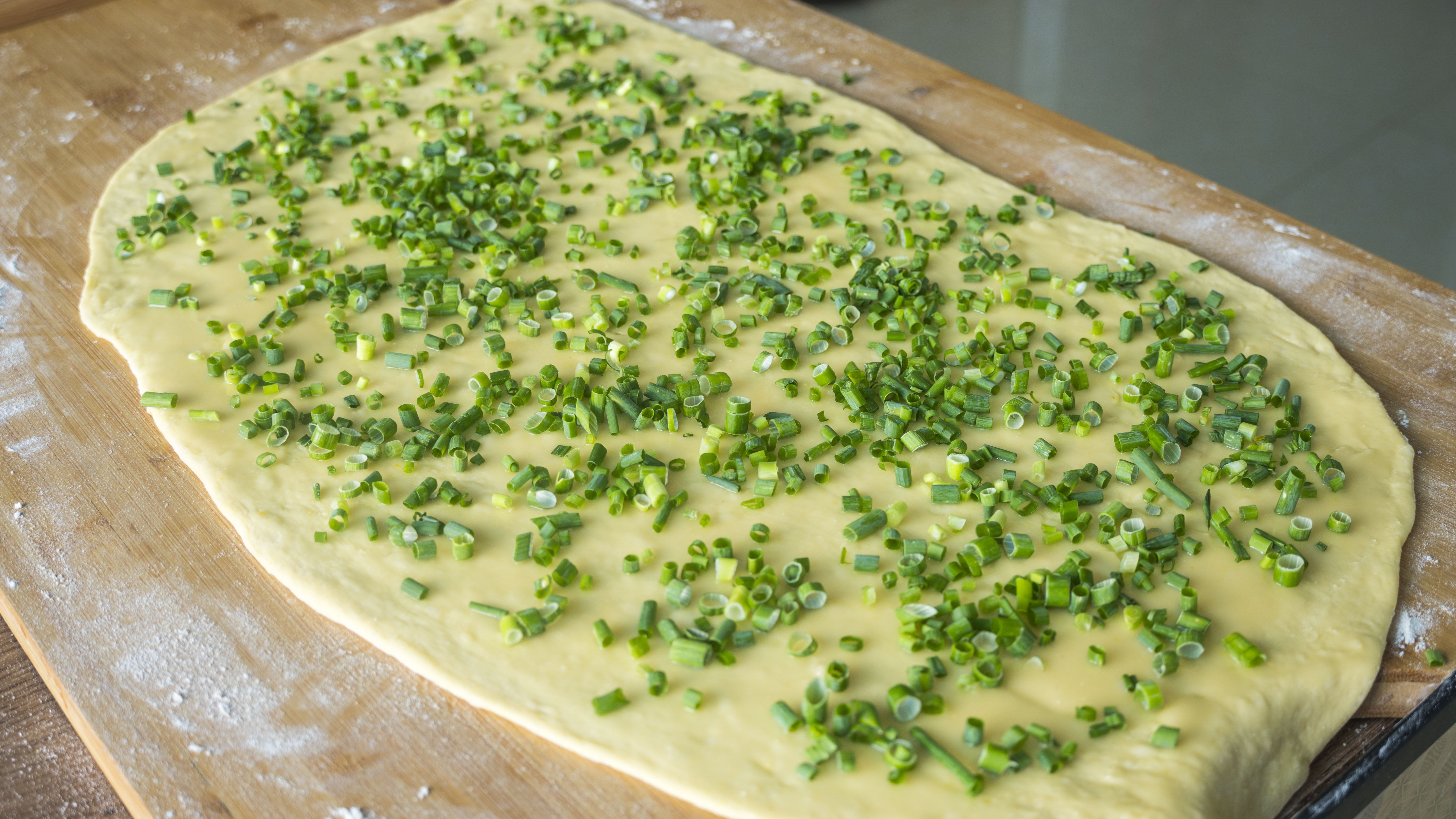 面粉最过瘾的6种做法，不用烤箱，咬一口酥掉渣，一出锅就抢光了